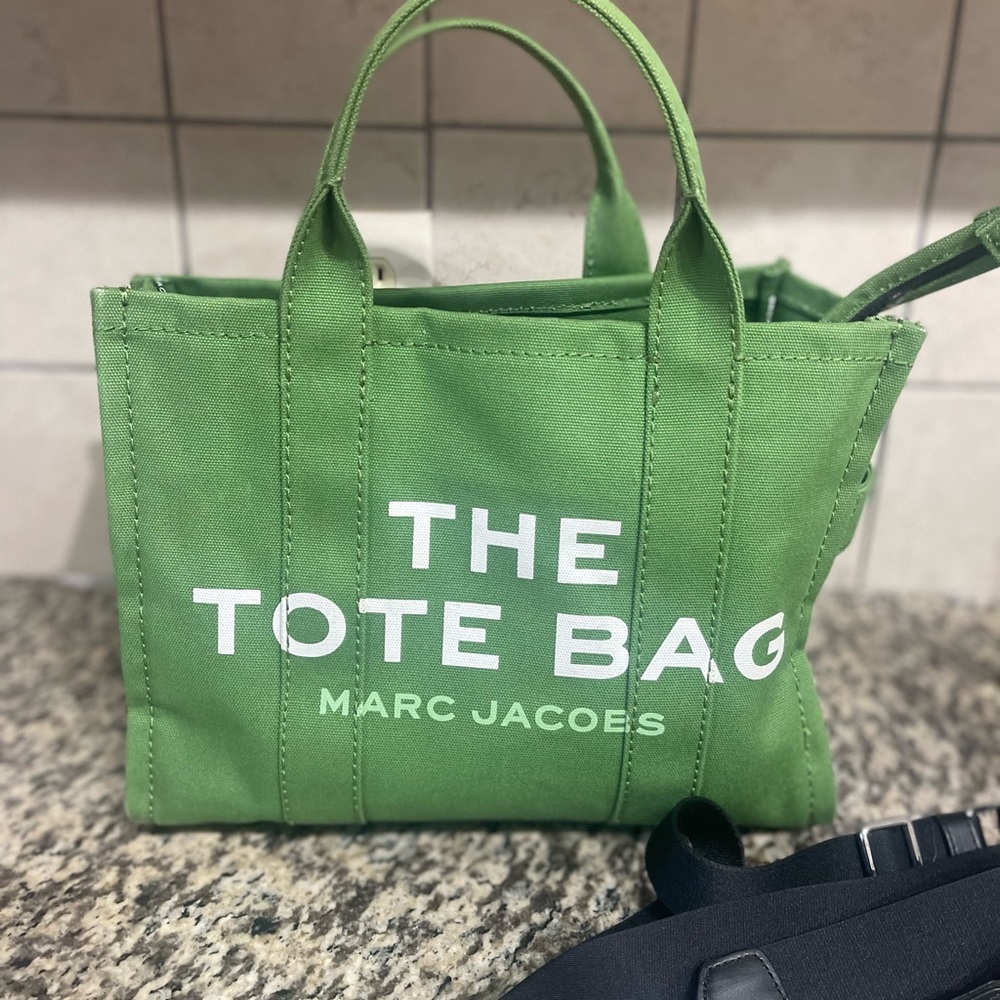 MARC JACOBS TOTE BAG